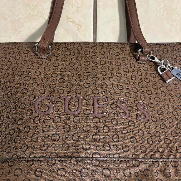 Guess Cocoa Brown Monogram Tote Bag With Double Handles & Zipper With Tote Charm - Picture 3 of 13